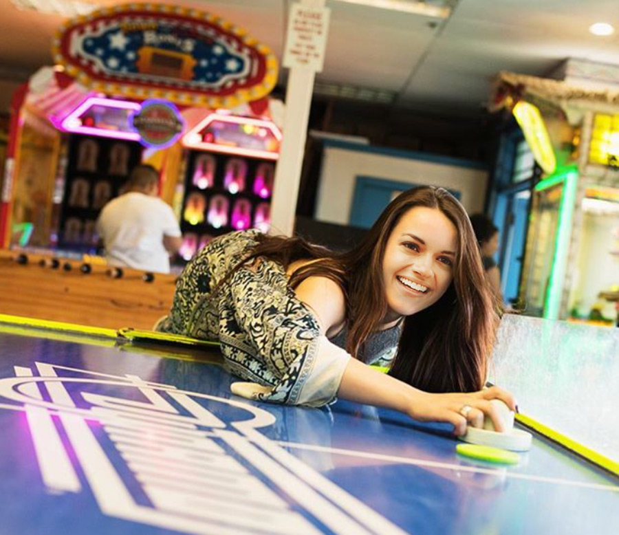 5 Tips For New Air Hockey Players On How To Win Analog Games